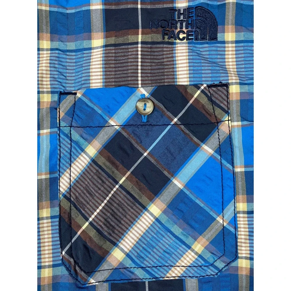 The North Face Mens XL Blue Plaid Short Sleeve Button Up Shirt CXD2 TCV4/TMV4